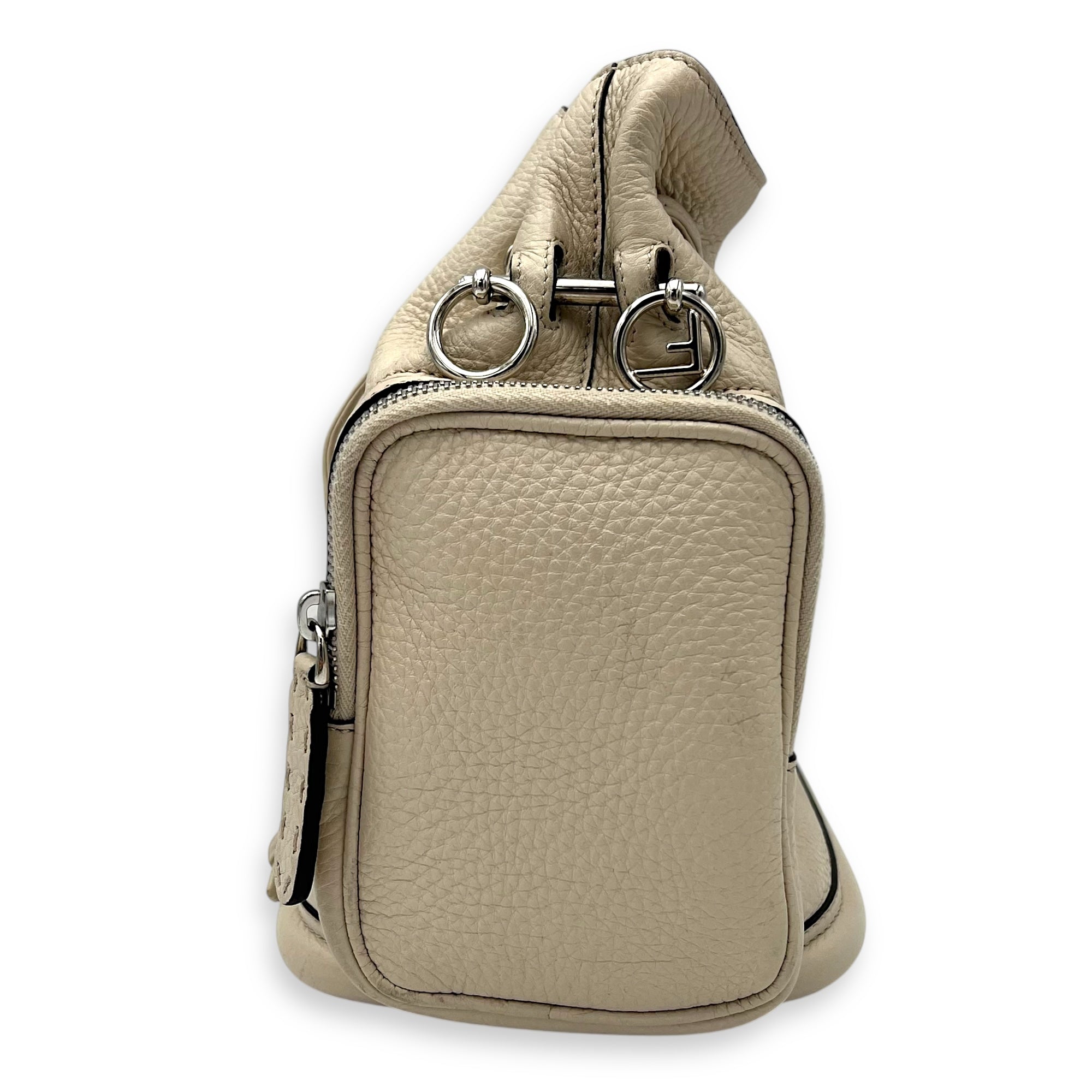 Mon Tresor Beige Bucket Bag in Calfskin, Silver hardware - Image 5